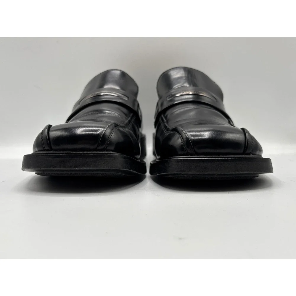 Kenneth Cole Reaction description sharp